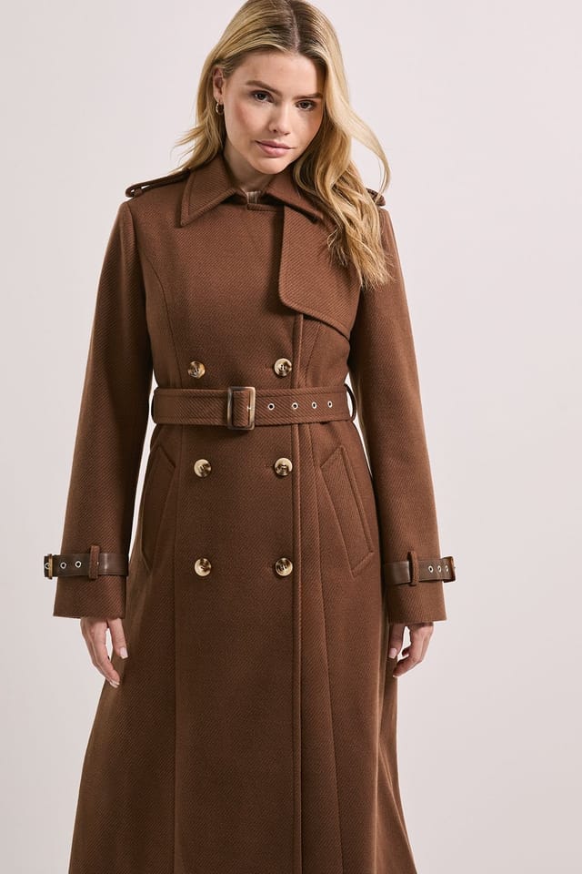 Dorothy Perkins Dorothy Perkins Women's Cuff Detail Buttoned Longline Coat in Chocolate - 2