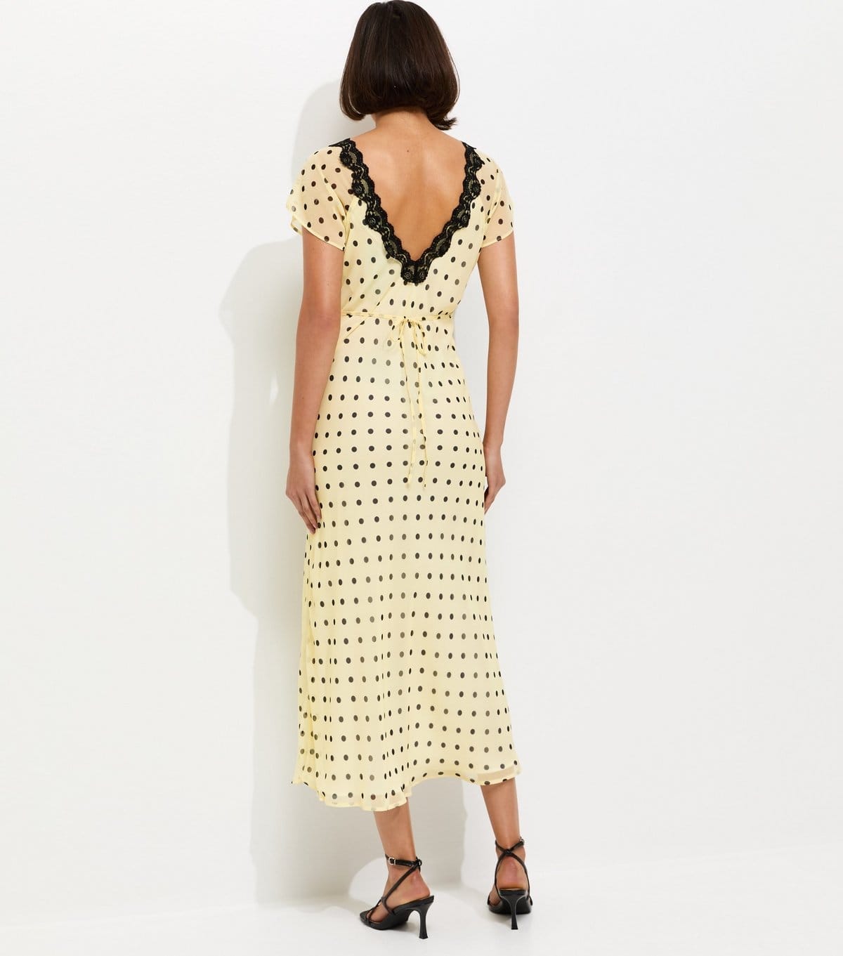 New Look Women's Yellow Spot Print Chiffon Lace Trim Cap Sleeve Midi Dress New Look - 4