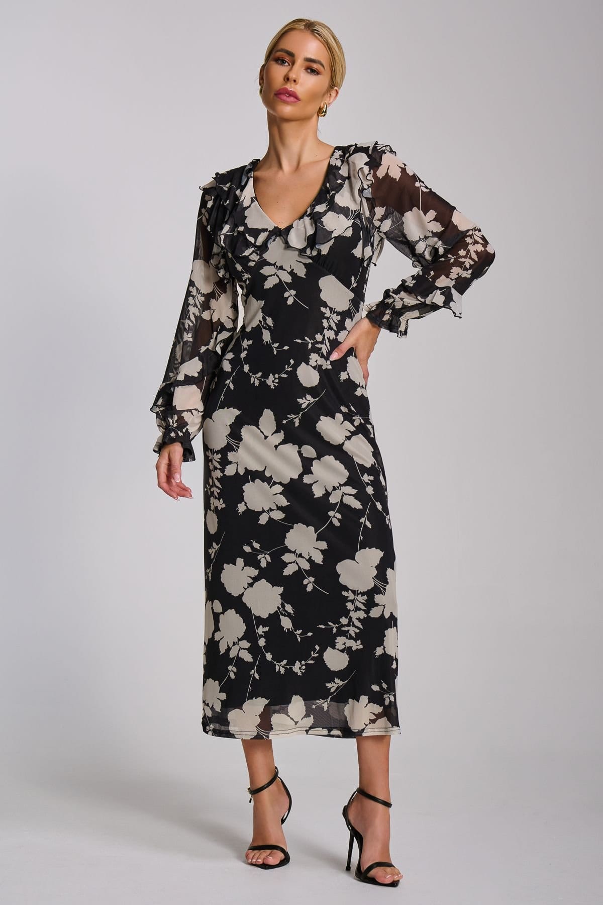 Jolie Moi Jolie Moi Women's Ruffle V Neck Long Sleeve Mesh Maxi Dress in Black - 4