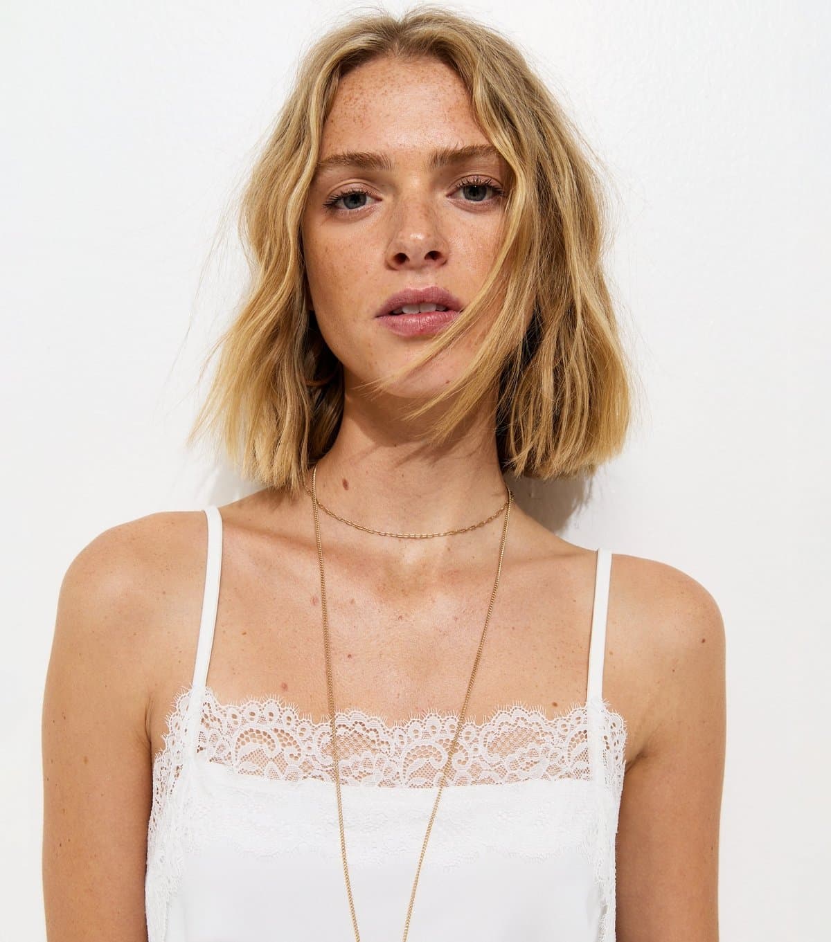 New Look Women's Off White Longline Lace Trim Cami Top New Look