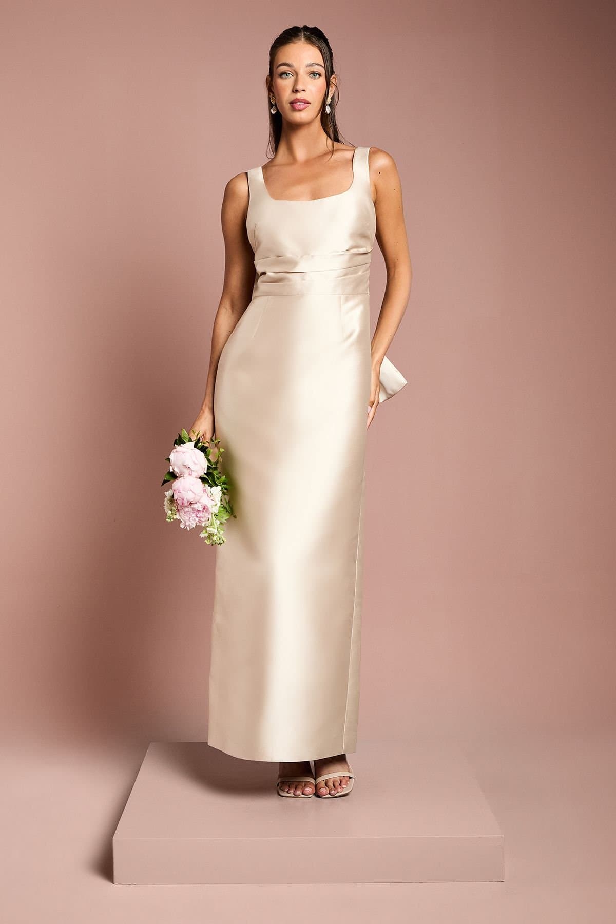Coast Coast Women's Twill Sleeveless Column Bridesmaid Dress with Statement Bow Back in Champagne