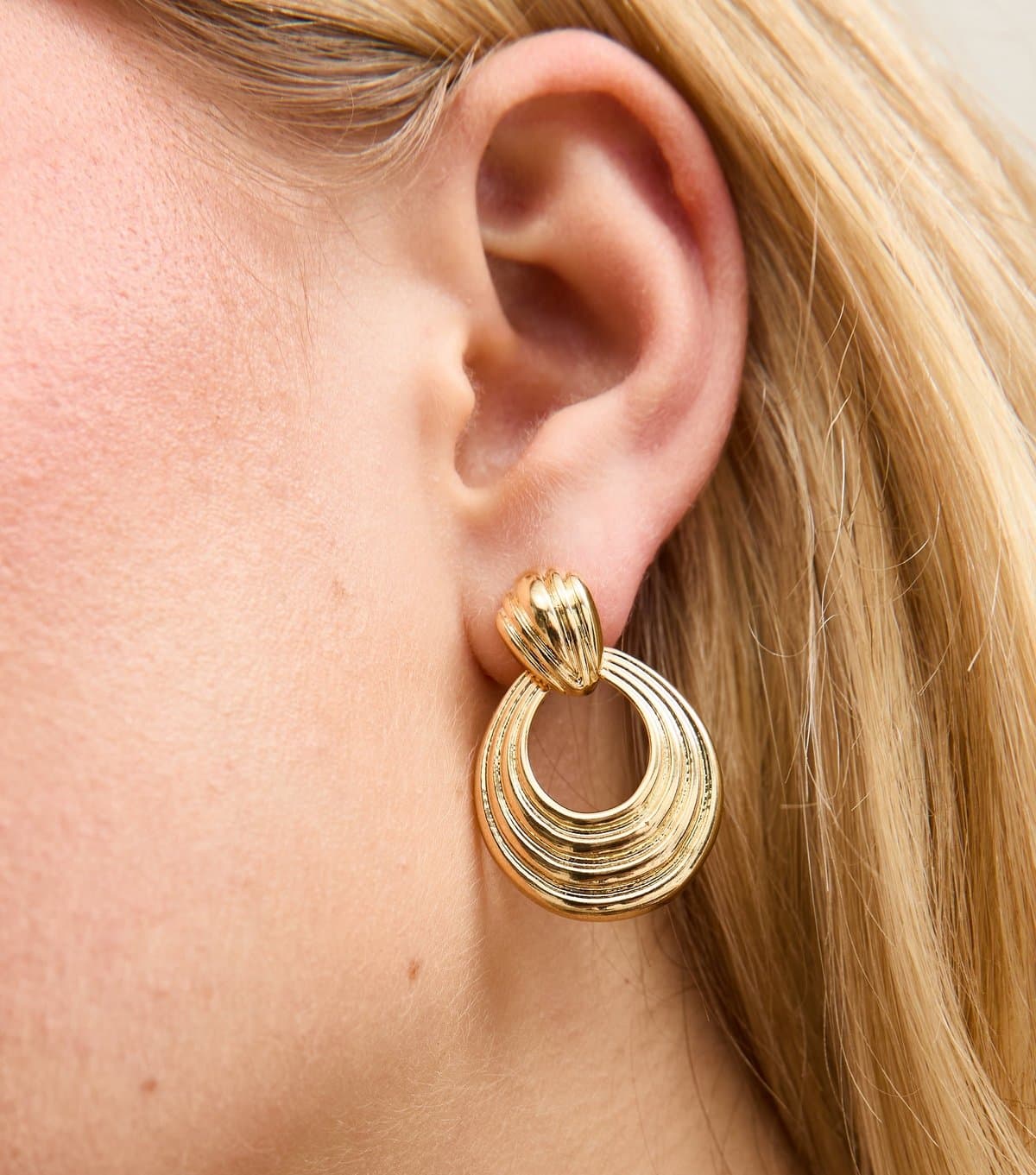 New Look Gold Tone Ribbed Oval Drop Earrings New Look