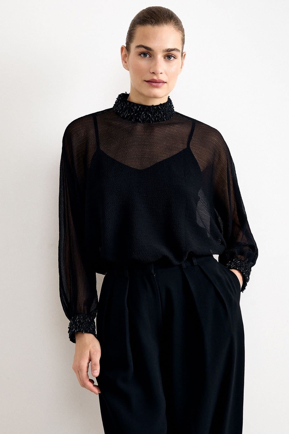 Phase Eight Phase Eight Women's Bethany Batwing Top in Black
