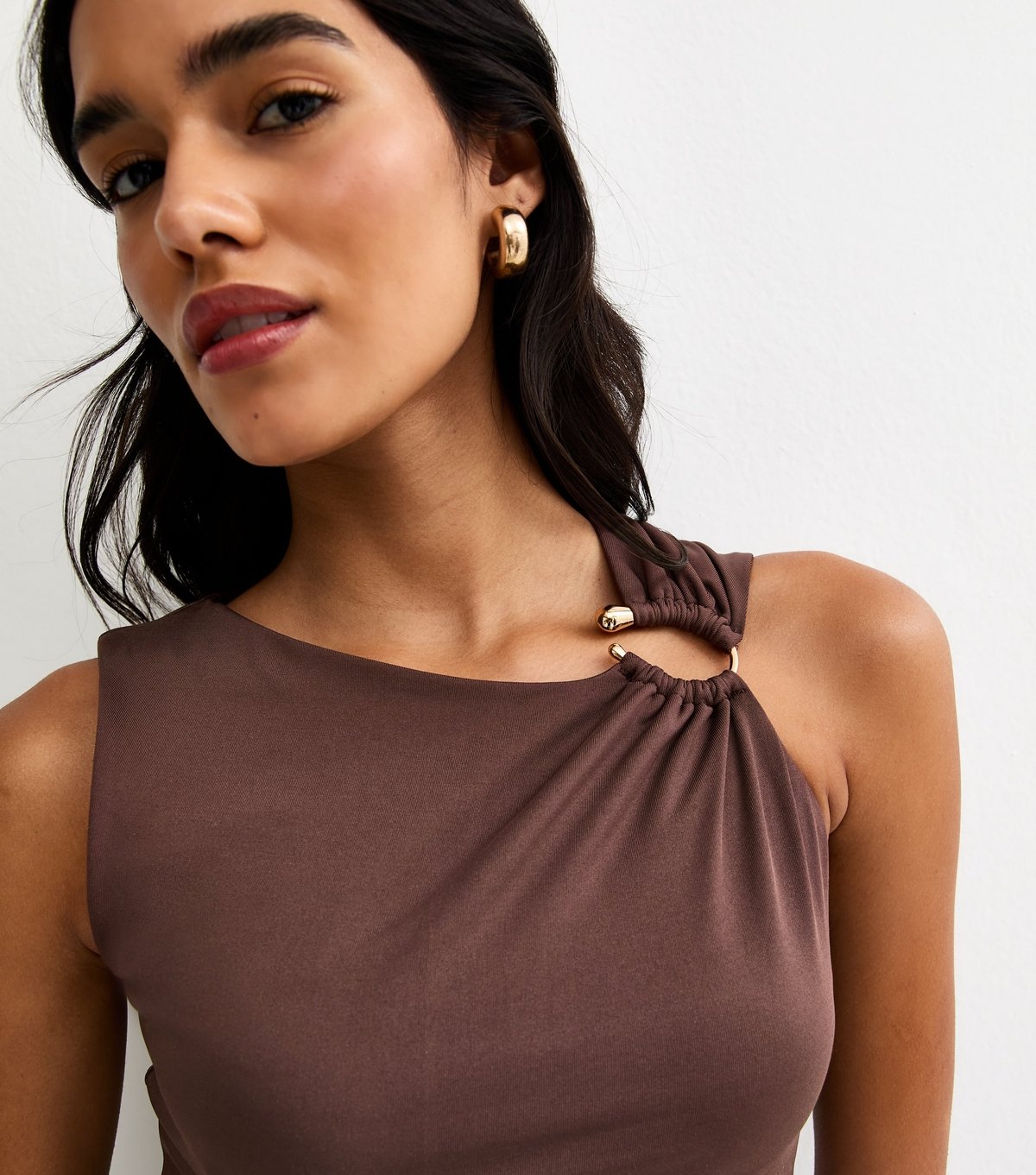 New Look Women's Dark Brown Jersey Asymmetric Hardware Detail Tank Top New Look - 2