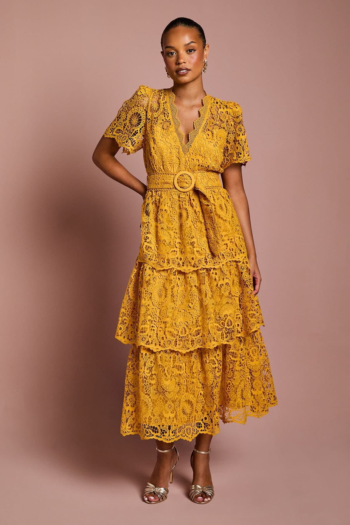 Coast Coast Women's Petite Short Sleeve V Neck Tiered Lace Midi Dress in Gold