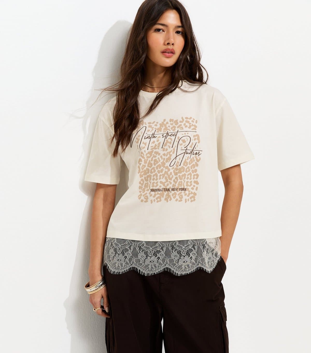 New Look Women's Cream Cotton Leopard Lace Trim T-Shirt New Look