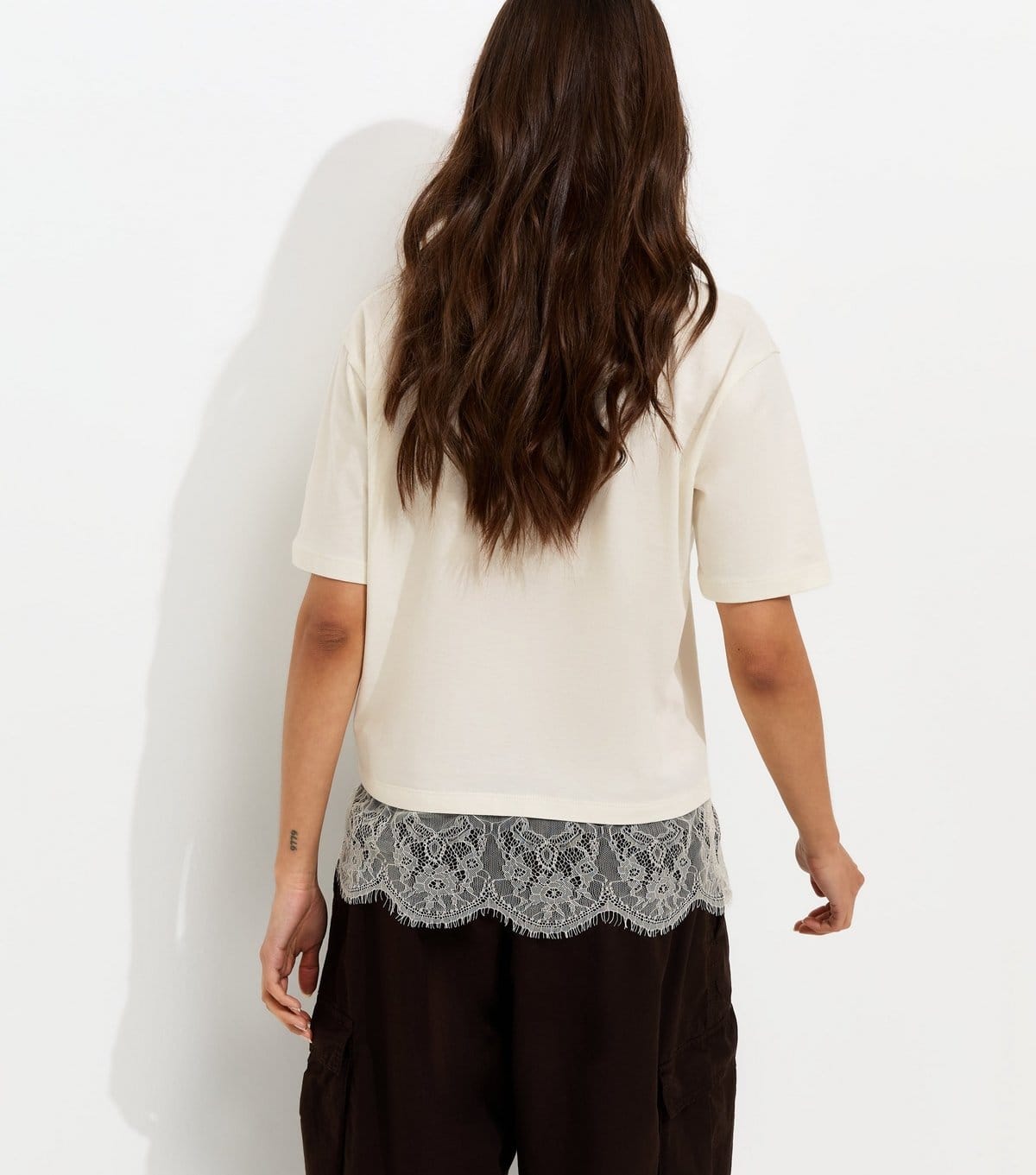 New Look Women's Cream Cotton Leopard Lace Trim T-Shirt New Look - 4