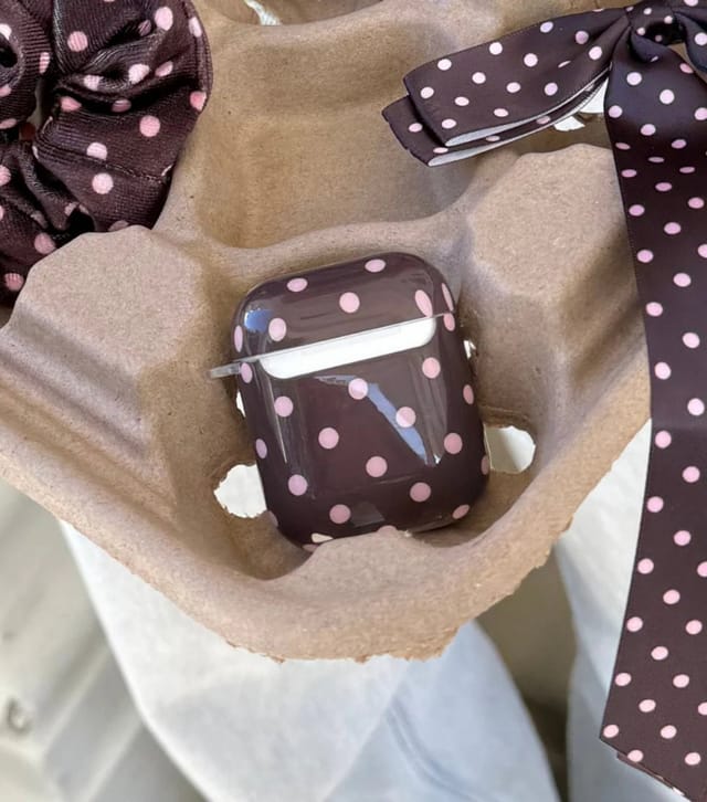 Coconut Lane Brown & Pink Polka Dot Airpods Case Coconut Lane New Look - 3