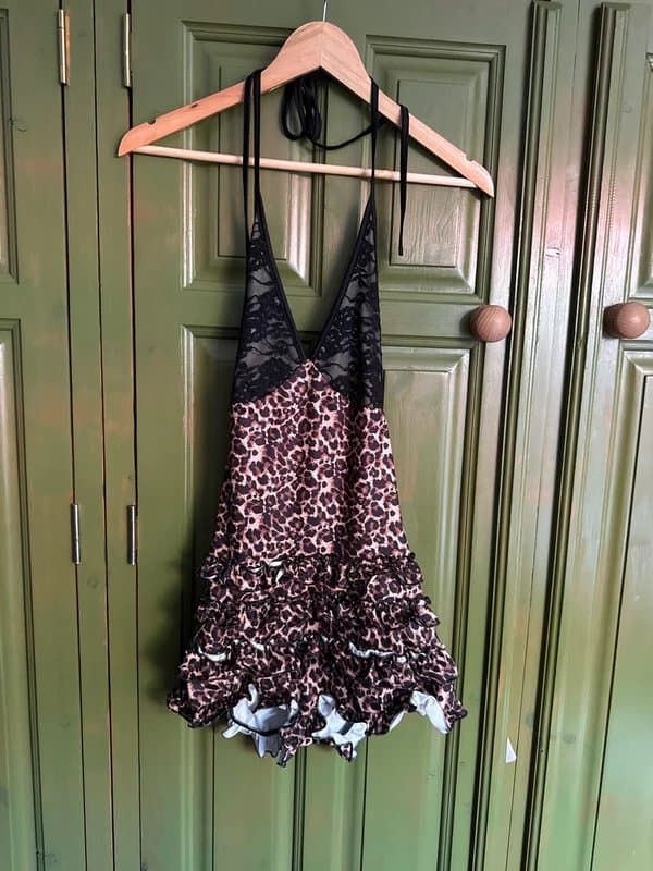 Shein Shein leopard print playsuit size 6