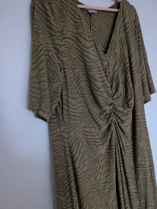 ASOS Absolutely stunning khaki green gathered waist smock dress 20 stretch