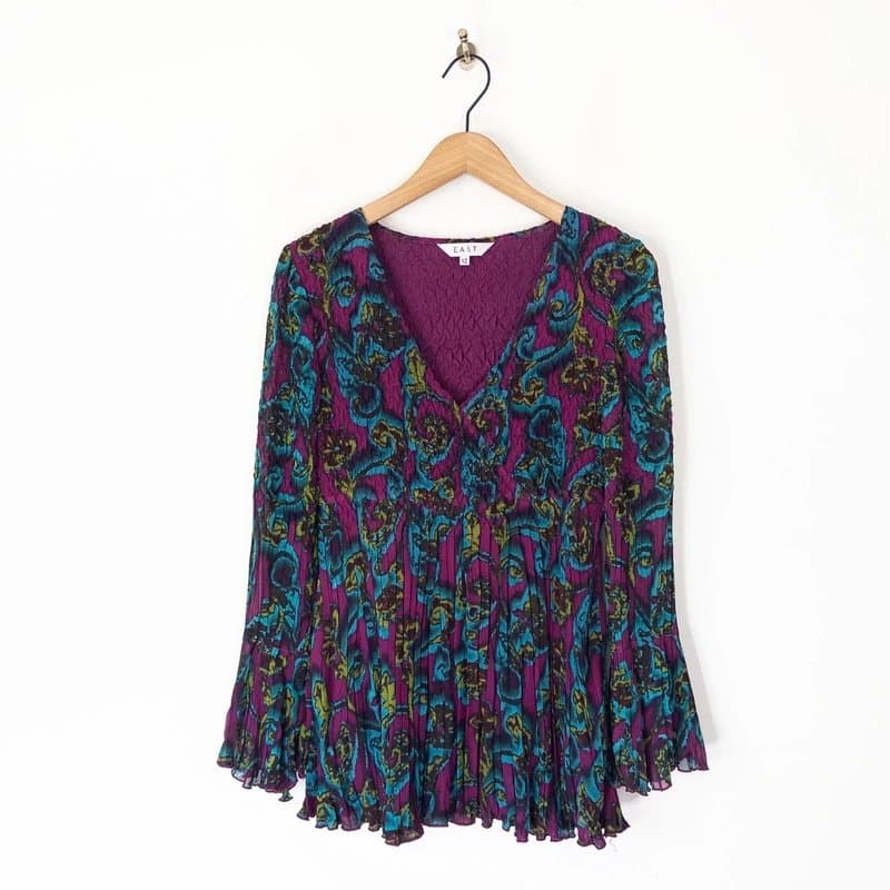 EAST East Vintage Plisse Pleat Blouse Size 12 Purple Teal Multi V Neck Flared Paisley