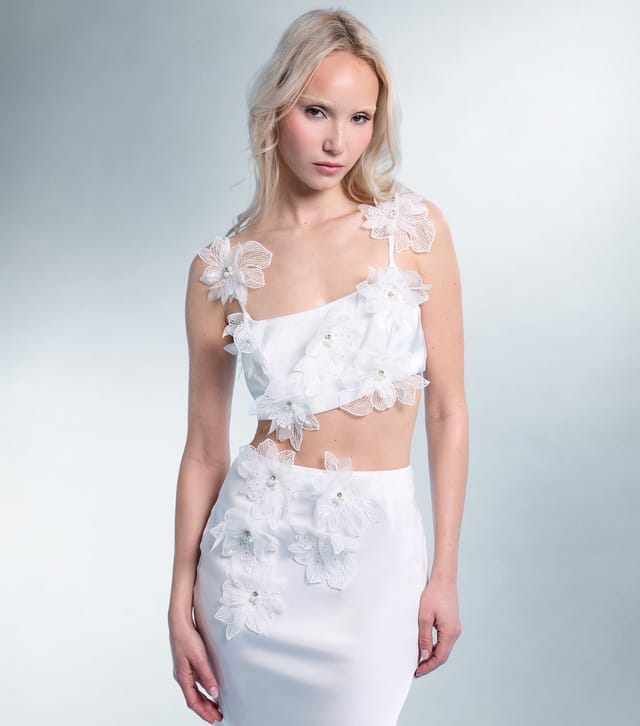 Public Desire Women's White Floral Appliqué Tie Satin Top Public Desire New Look - 2