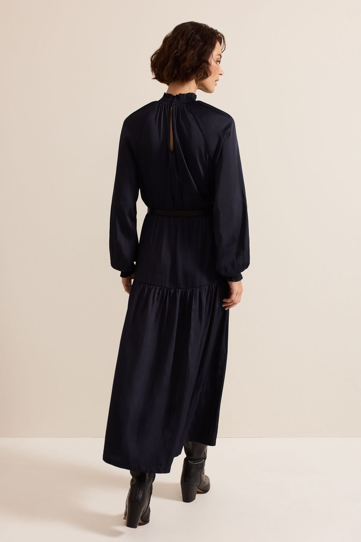 Phase Eight Phase Eight Women's Ornella Belted Midi Dress in Dark Navy - 4