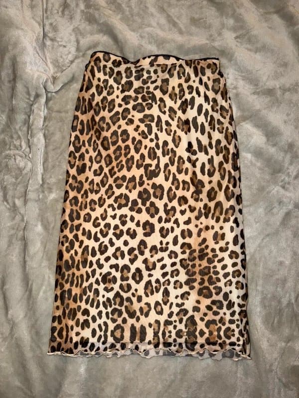 Bershka Bershka leopard print mesh midi skirt