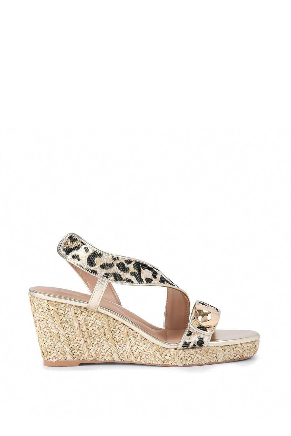 Carvela Carvela Women's 'Sorano Wedge' Fabric Sandals in Gold