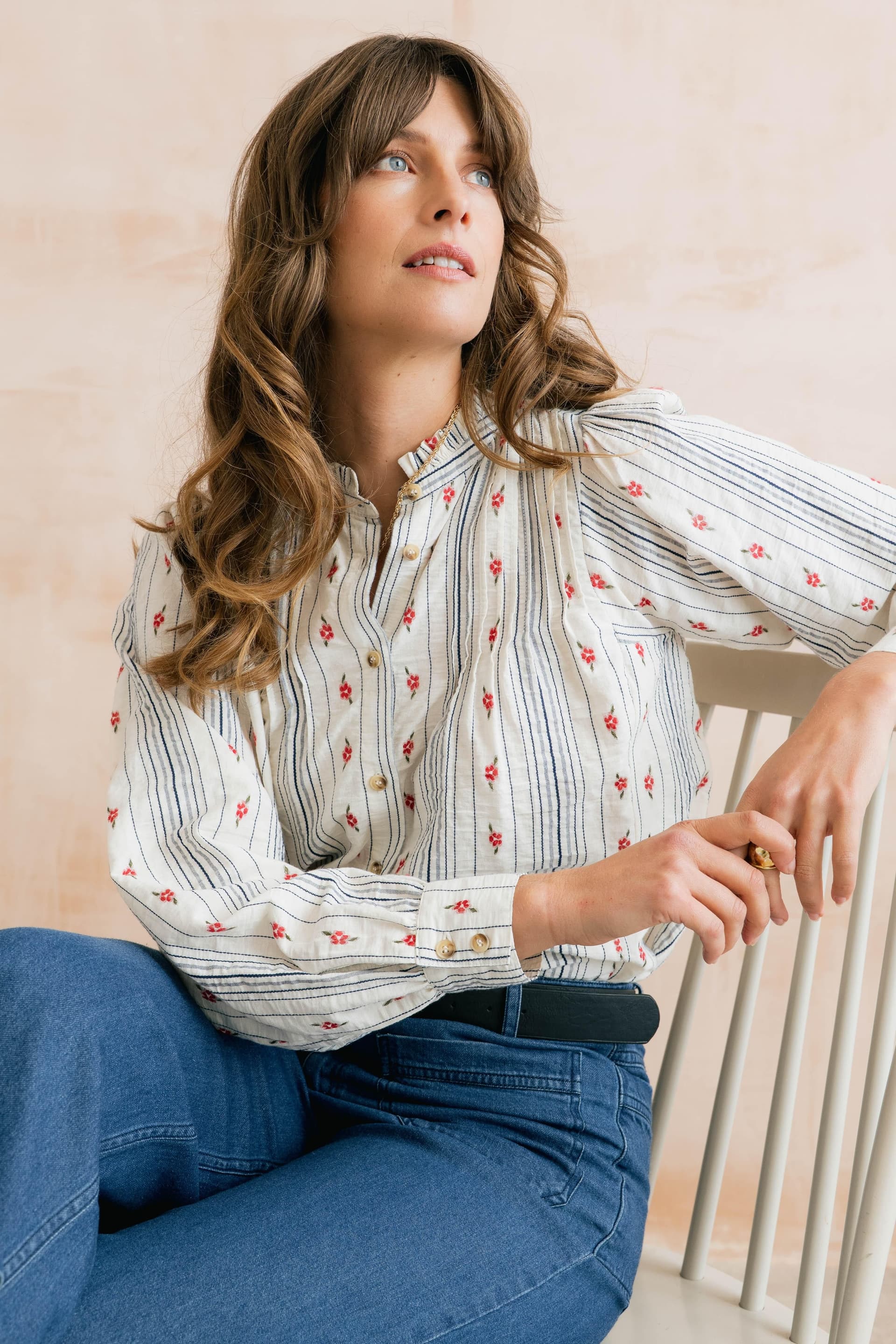 Lily & Me Lily & Me Ecru Floral Embroidered Blouse