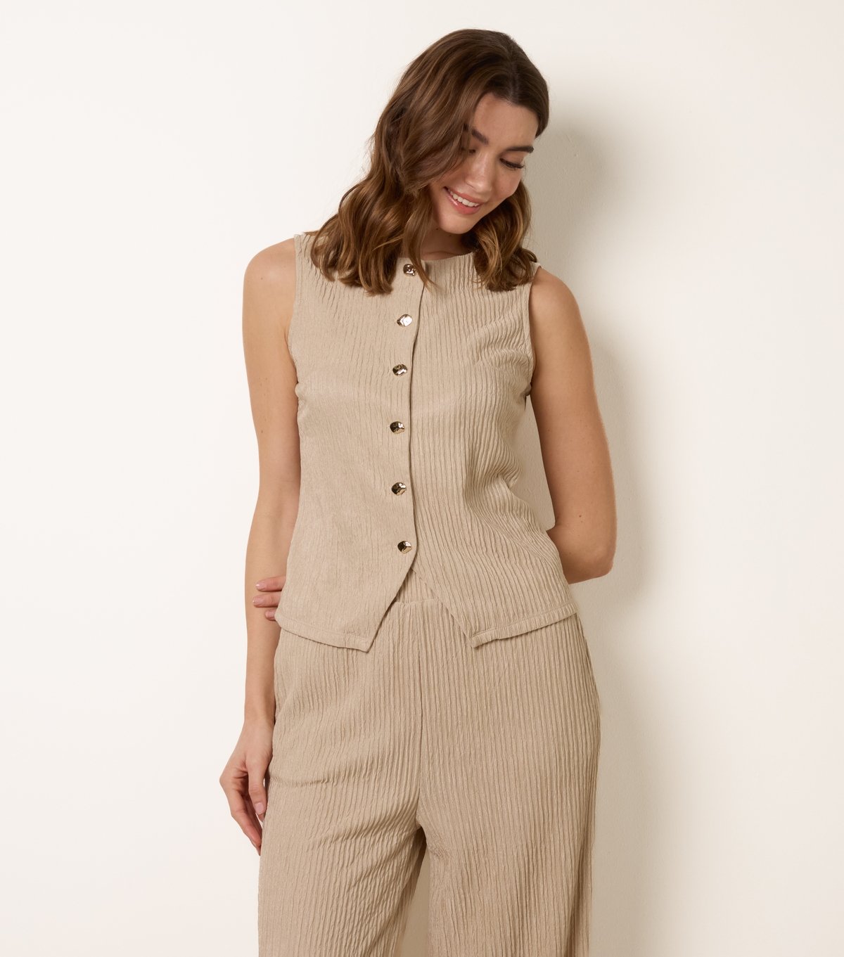 Blue Vanilla Women's Stone Ribbed Crew Neck Waistcoat Blue Vanilla New Look - 3