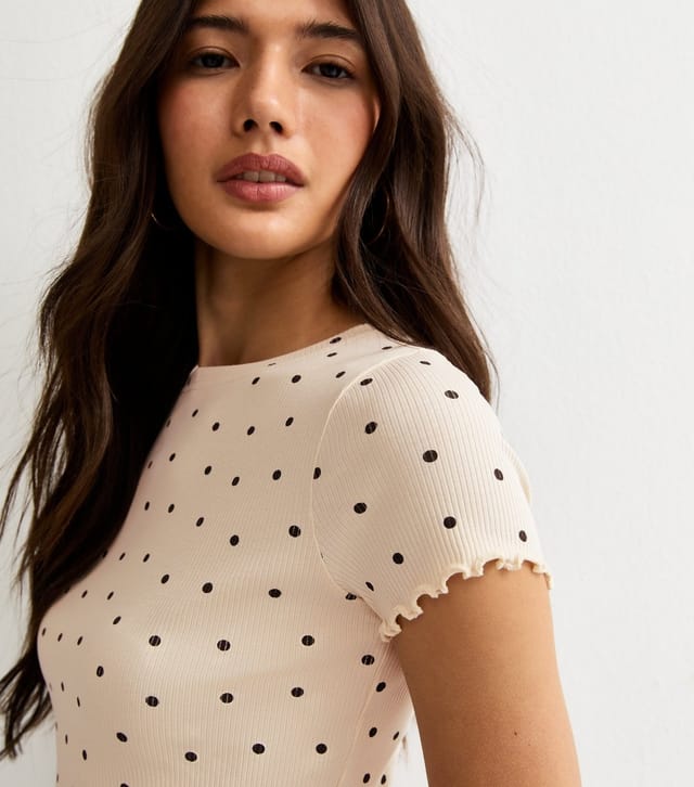 New Look Women's Cream Short Sleeve Spot Print Babylock T-Shirt New Look - 2