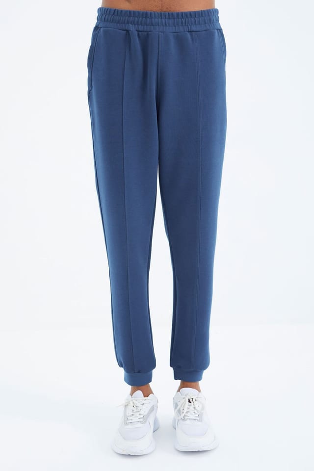 Tommy Life Tommy Life Men's Regular-Fit 3-Thread Fleece Sweatpants in Blue - 2