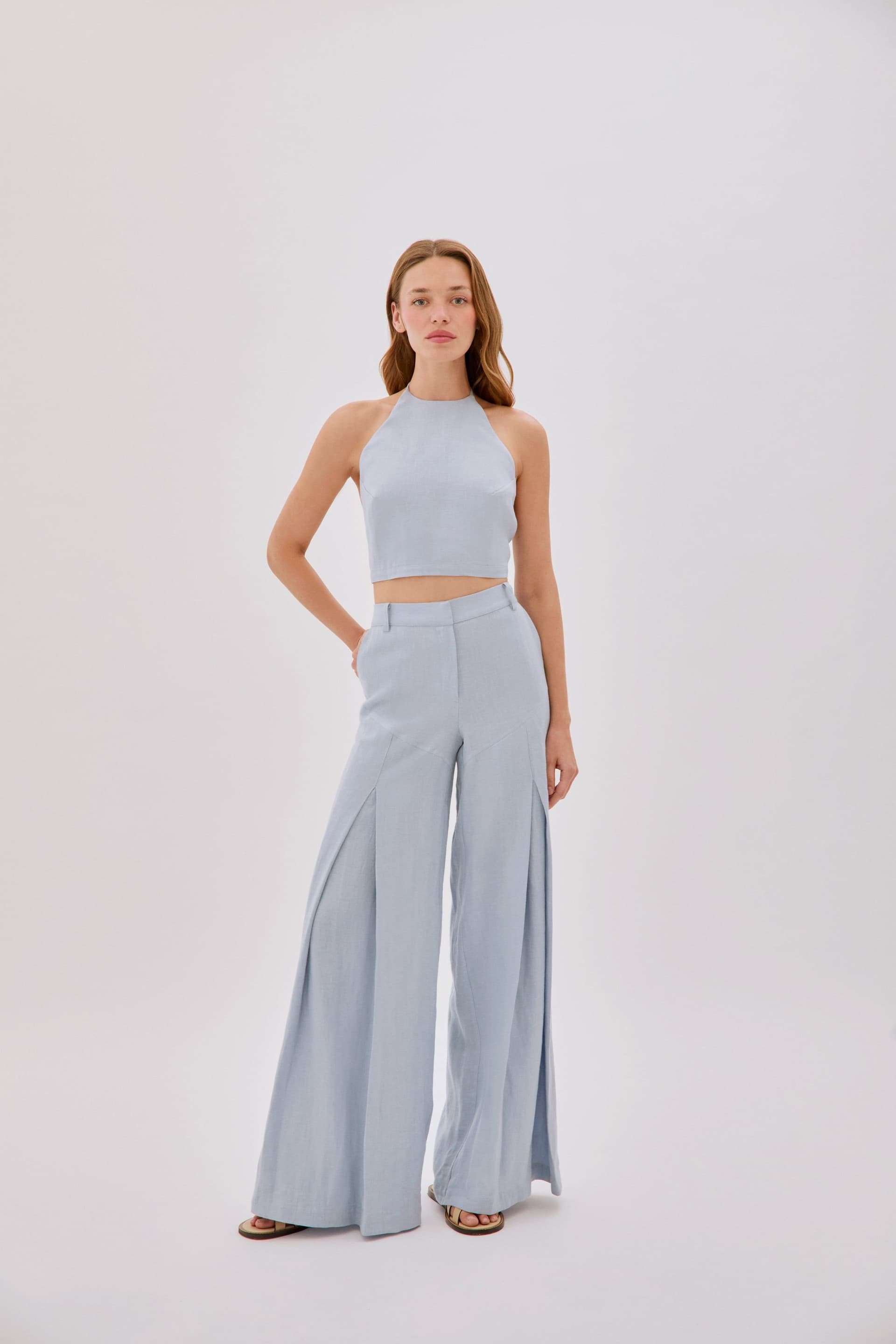 Labeca Labeca Women's Dusty Blue Linen Backless Crop Top