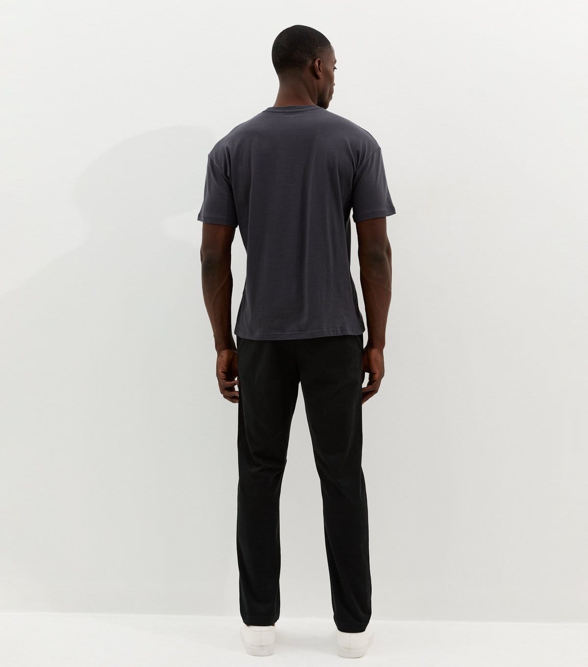 New Look Men's Black Straight Chino Trousers New Look - 4