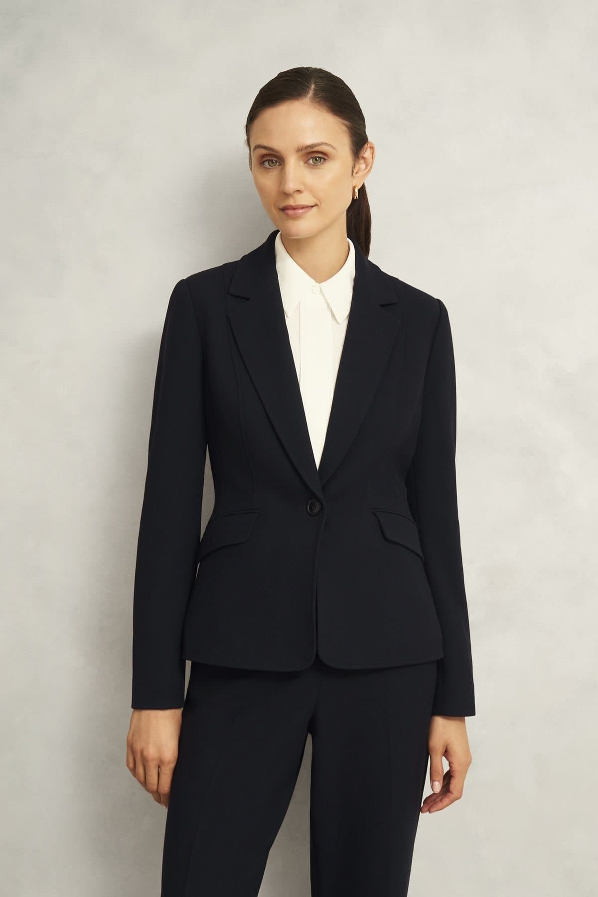 Hobbs London Hobbs London Women's Petite Ivy Jacket in Dark Navy