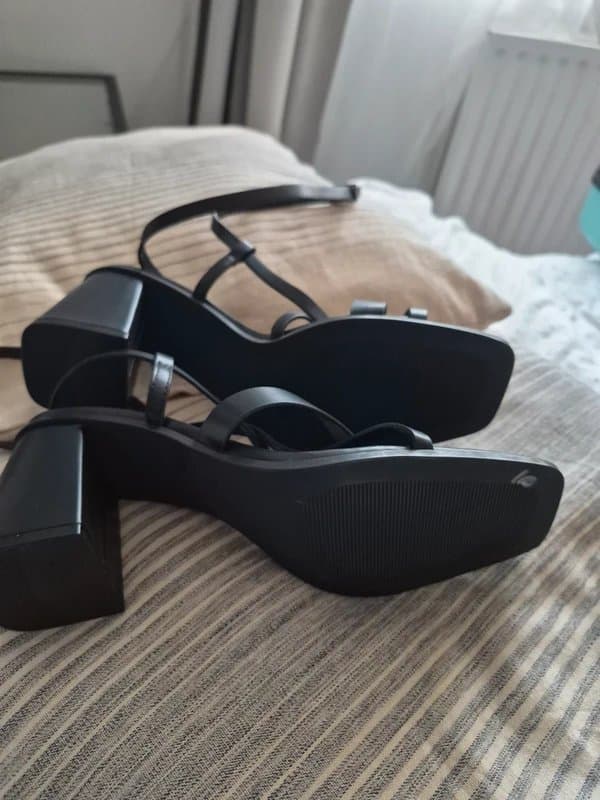 Bershka Black Bershka Sandals 6