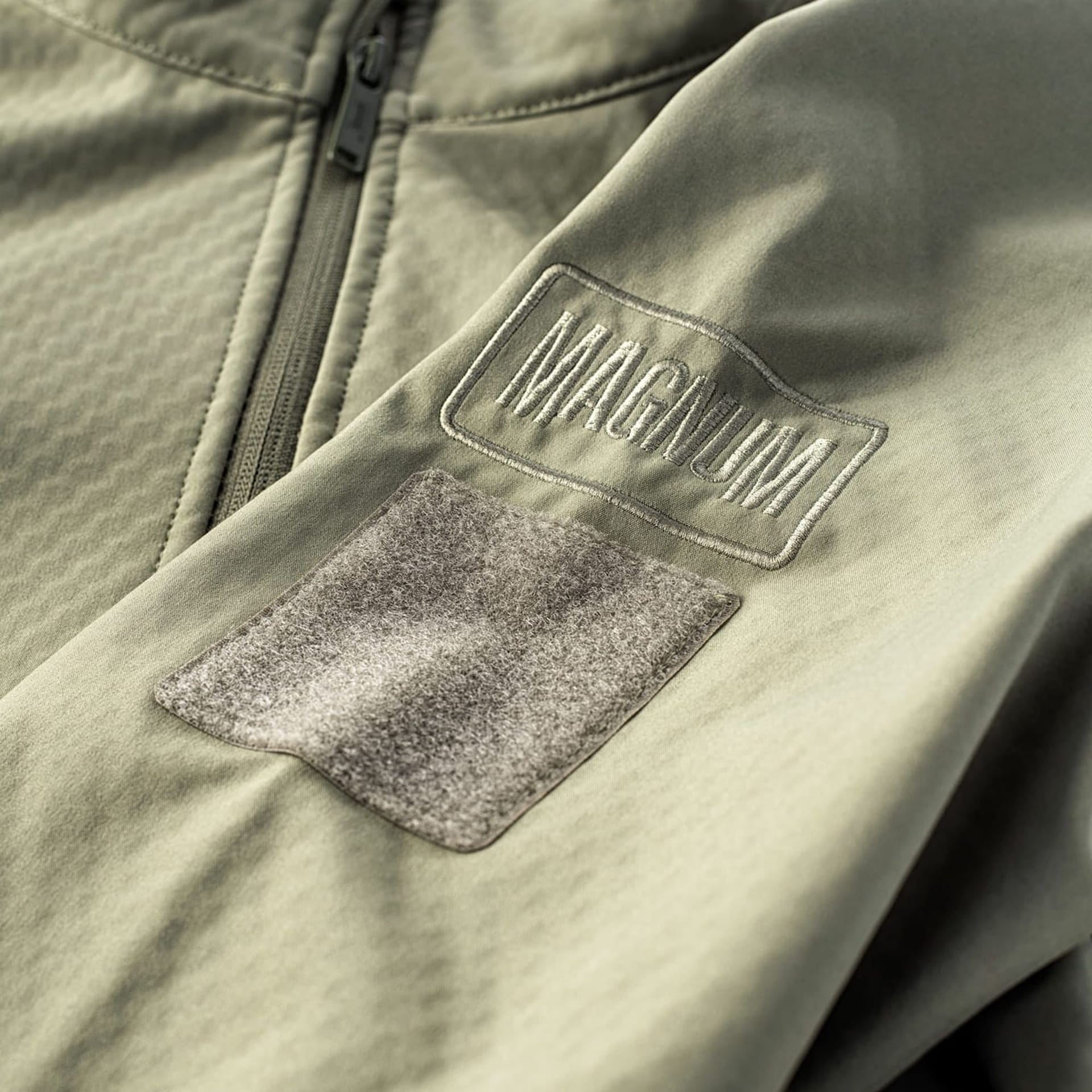 magnum Magnum Men's Deer 2.0 Soft Shell Jacket in Dark Olive - 4