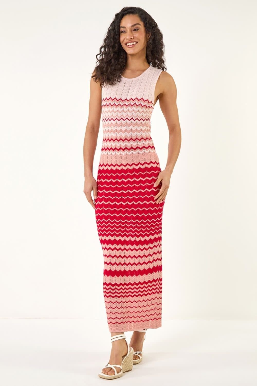 Dusk Dusk Women's Zig Zag Knitted Midi Dress in Red