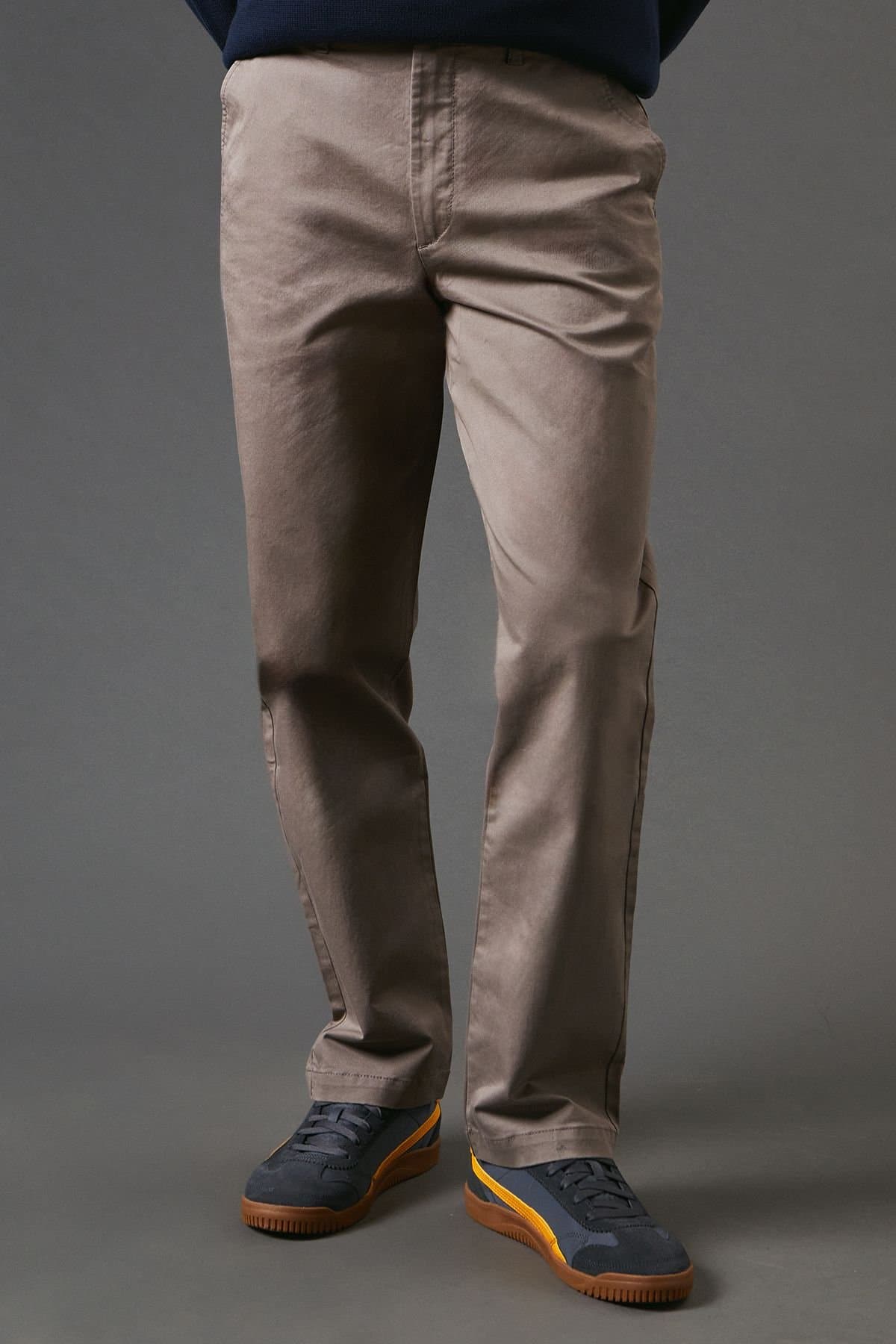 Maine Maine Men's Premium Chino Trousers in Taupe