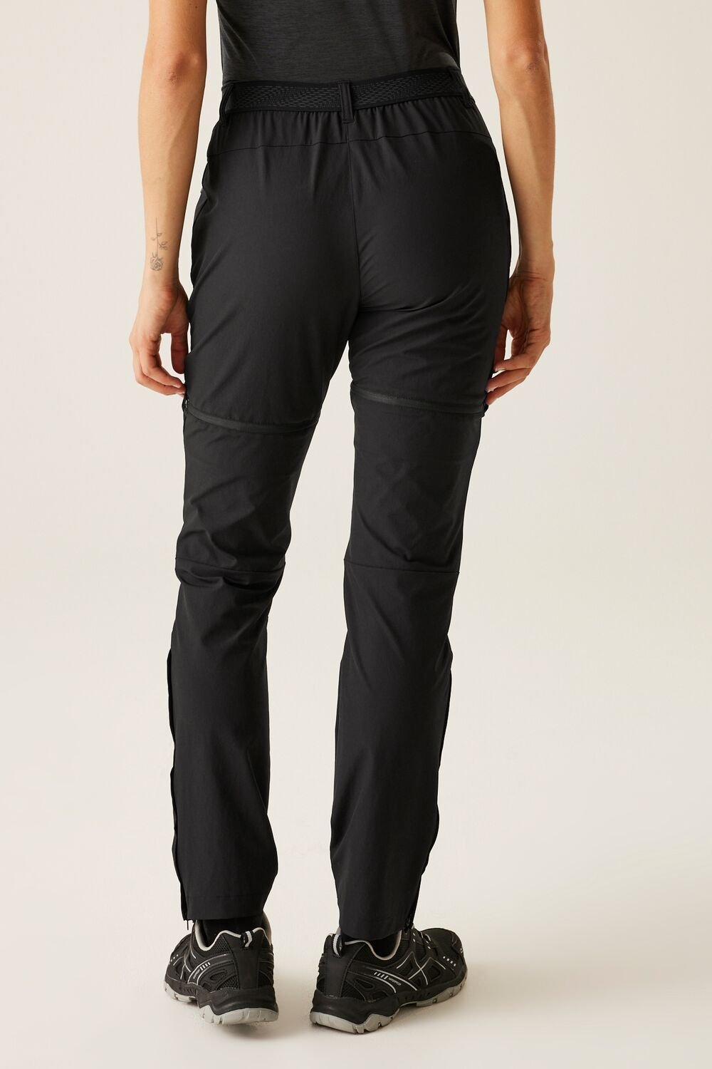Regatta Regatta Women's Mountain Zip Off-Walking Trousers in Jet Black - 4