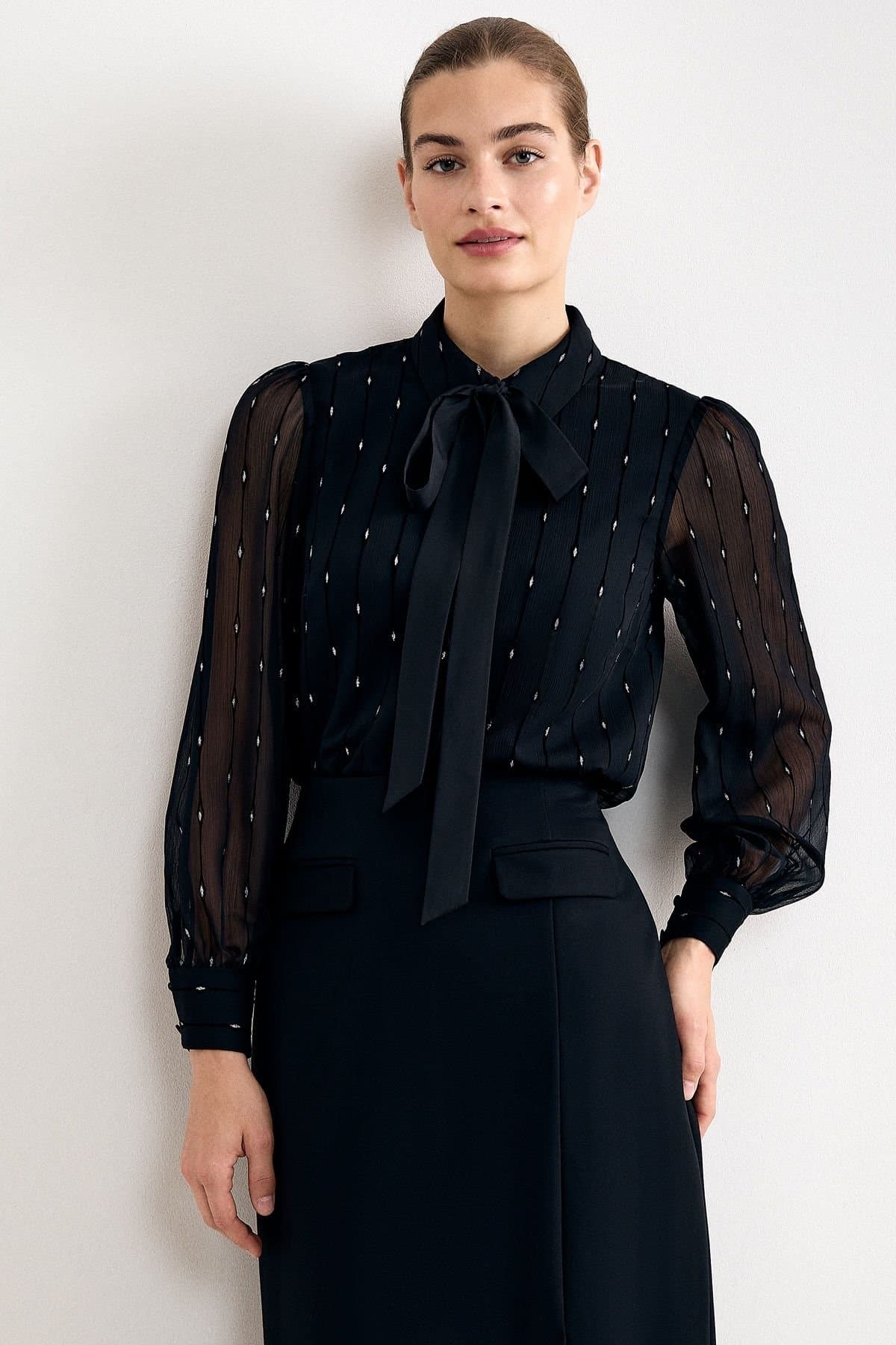 Phase Eight Phase Eight Women's Tessa Sparkly Shirt in Midnight