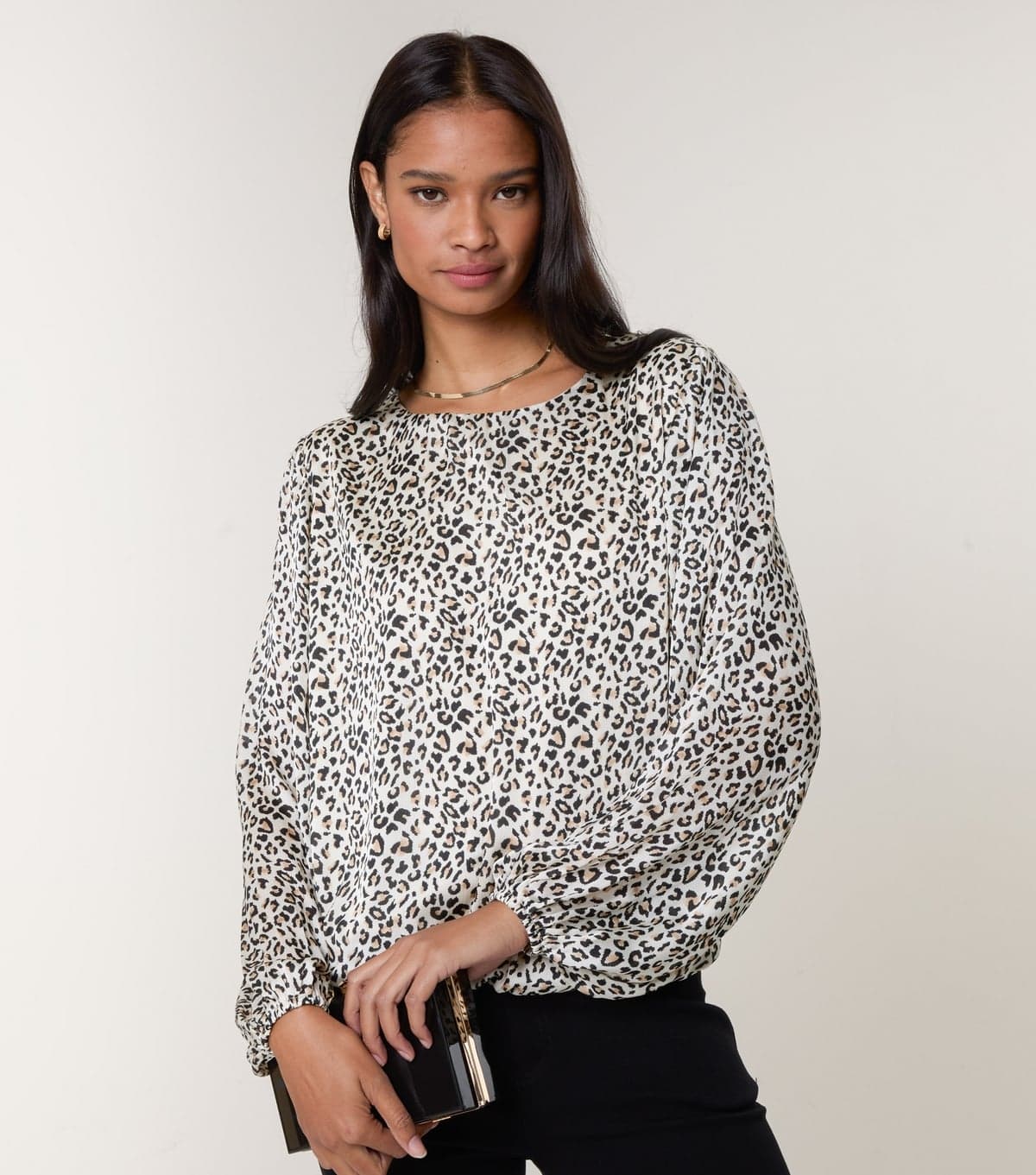 Blue Vanilla Women's Black Leopard Print Crew Neck Top Blue Vanilla New Look