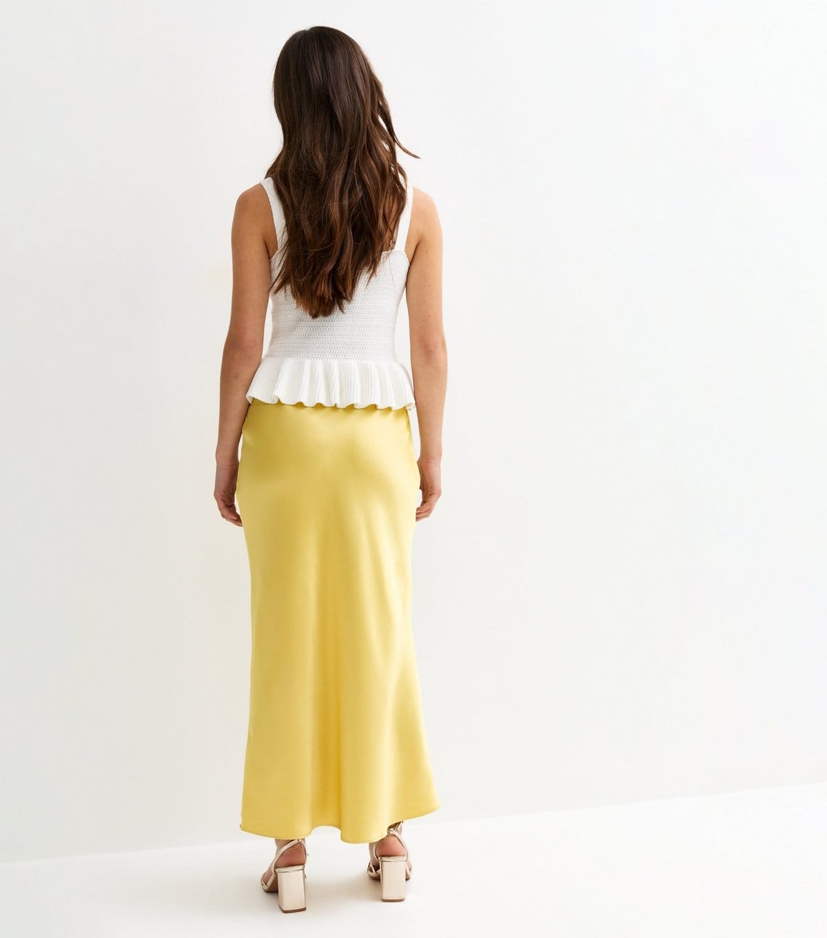 New Look Women's Petite Light Green Satin Bias Cut Midi Skirt New Look - 4