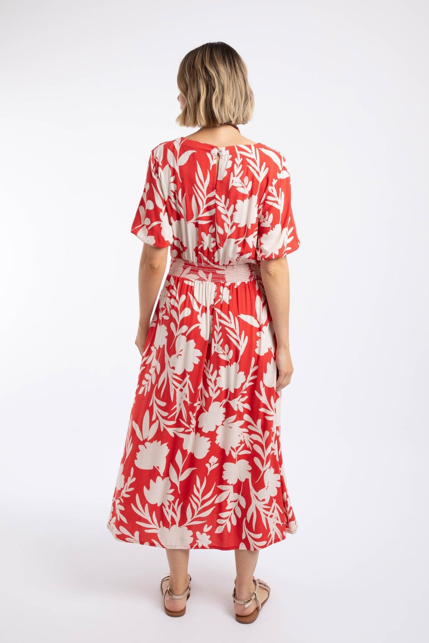 Weird Fish Weird Fish Women's Dilsha Printed Midi Dress in Light Red - 4