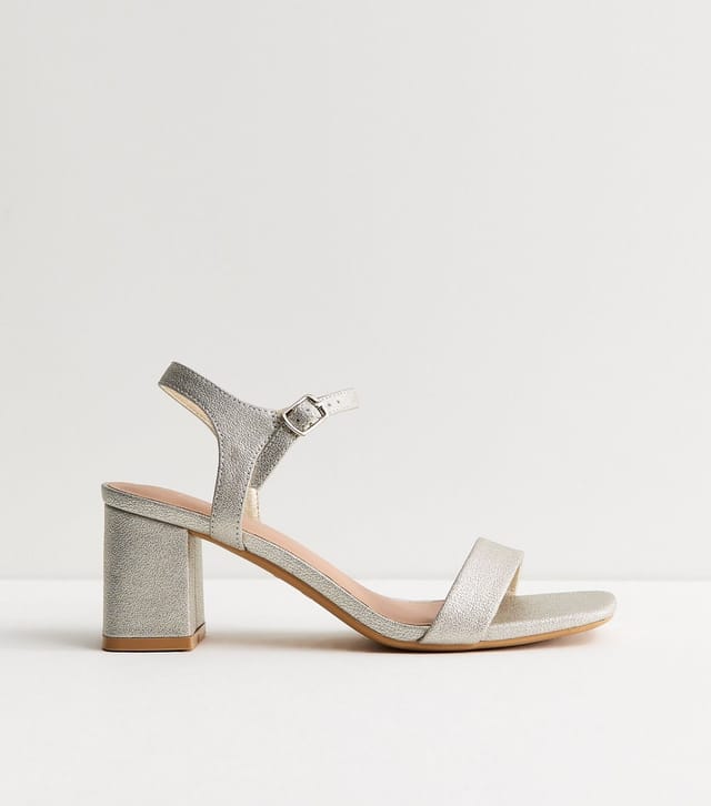 New Look Women's Silver Shimmer Faux Leather Block Heel Sandals New Look - 2