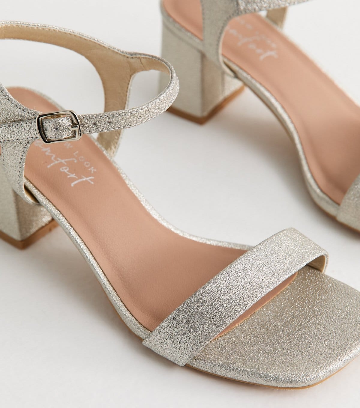 New Look Women's Silver Shimmer Faux Leather Block Heel Sandals New Look - 4