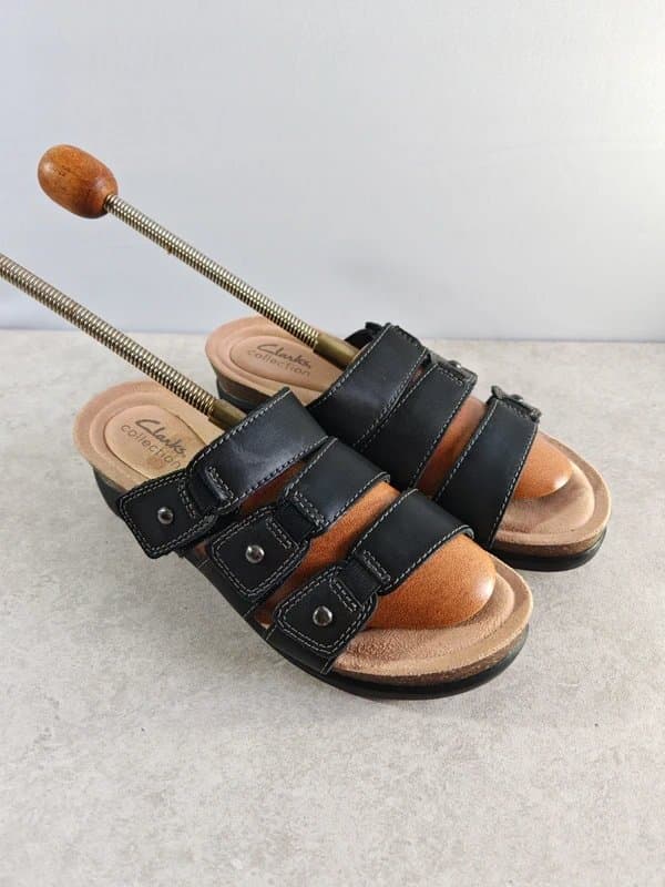 Clarks Calenne Lily Black Leather Wedge Sandals size 4 wide fit