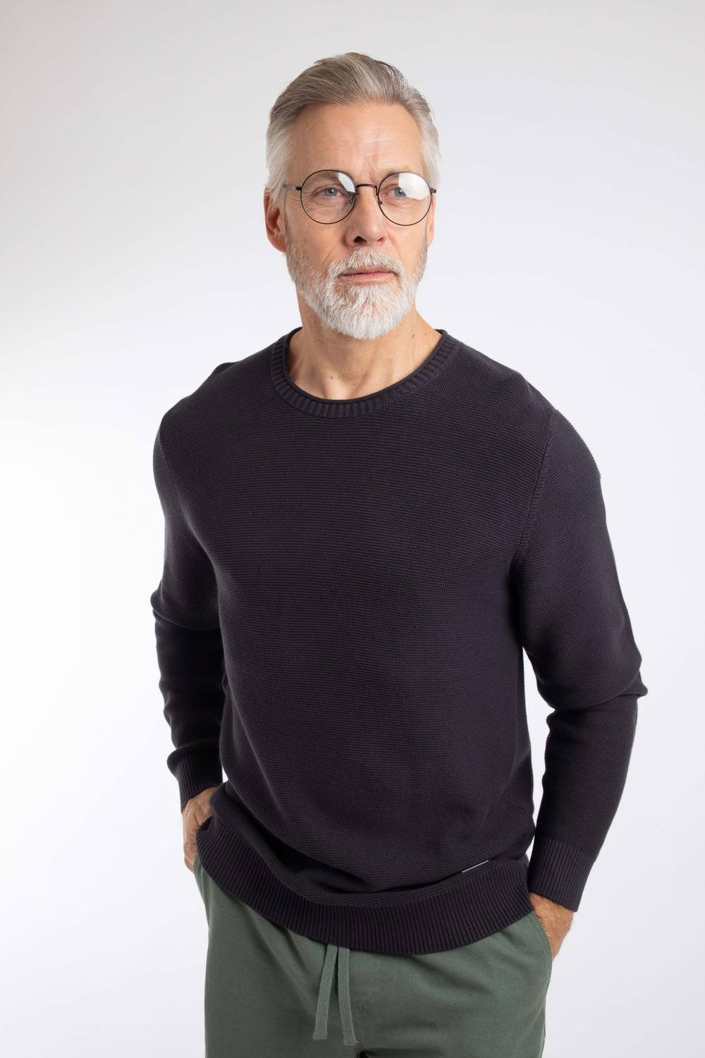 Weird Fish Weird Fish Men's Rhett Crew Neck Knitted Jumper in Dark Navy - 2