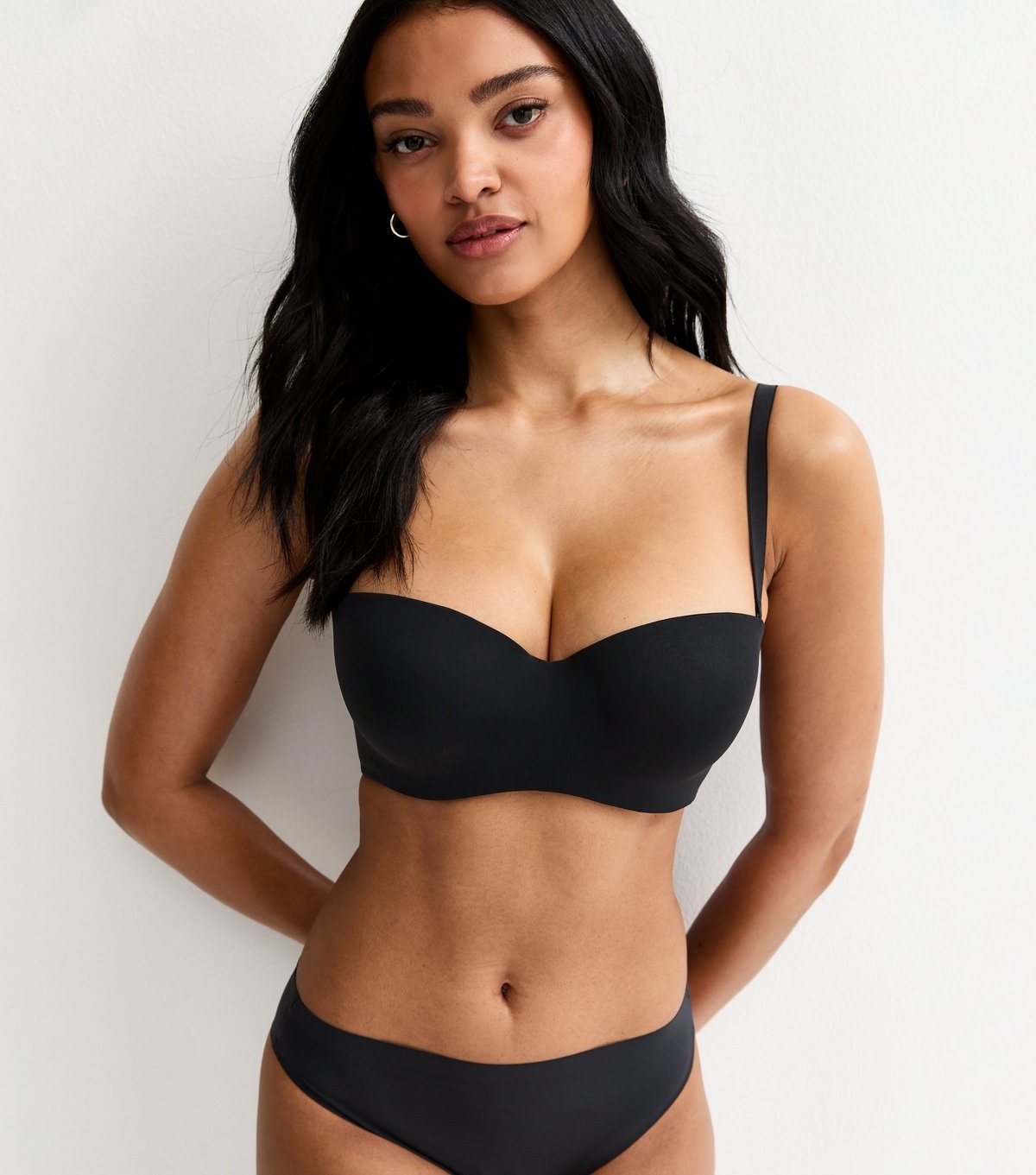 New Look Women's Black DD+ Microfibre Multiway Strapless Bra New Look - 3