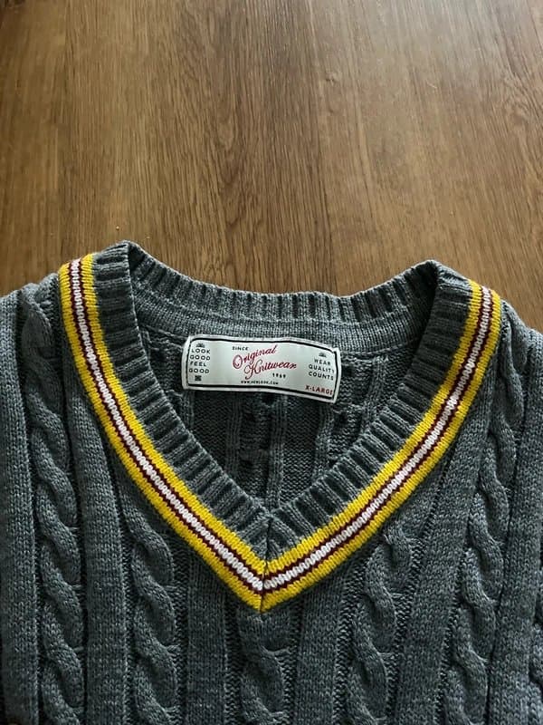 New Look New Look knitted jumper XL Gryffindor colours