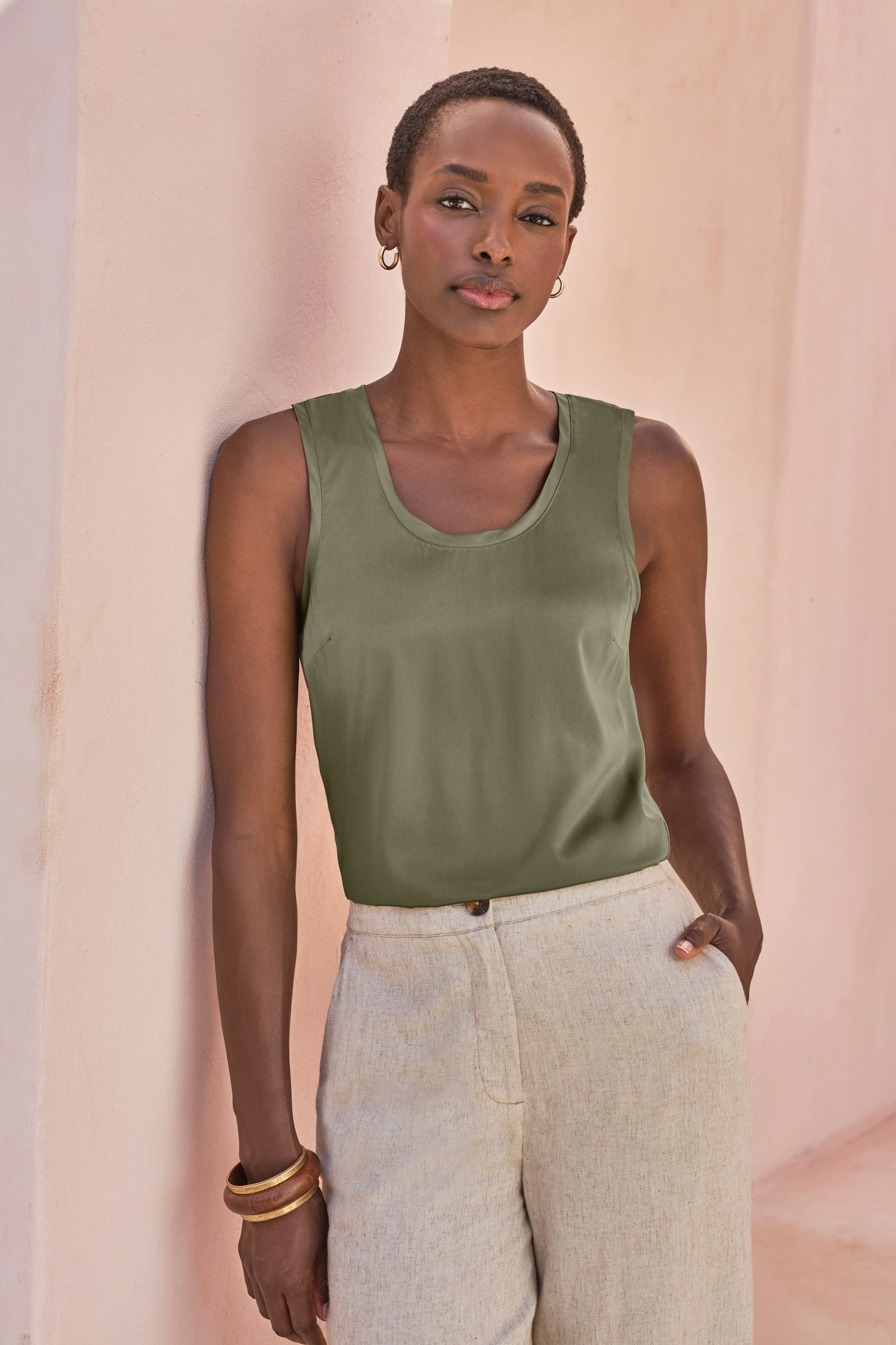 Pure Collection Pure Collection Women's Silk Front Jersey Vest in Khaki - 2