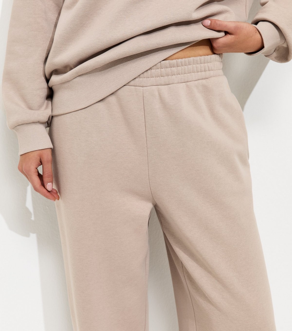 New Look Women's Mink Wide Leg Relaxed Fit Joggers New Look - 3