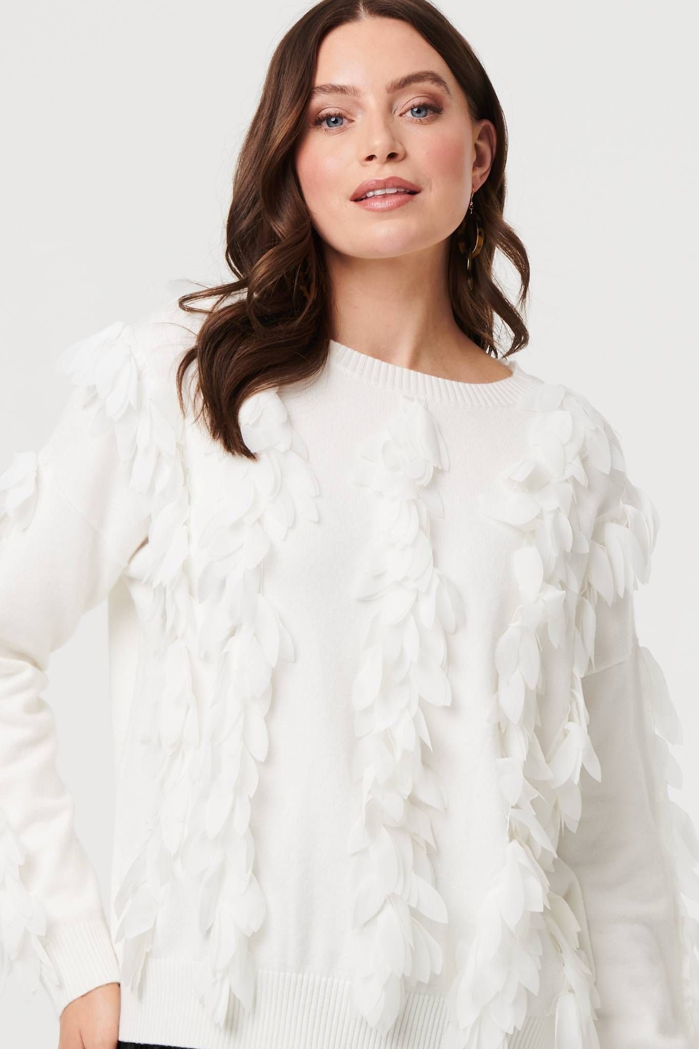 Izabel London Izabel London Women's Feather Embellished Long Sleeve Jumper in White - 2