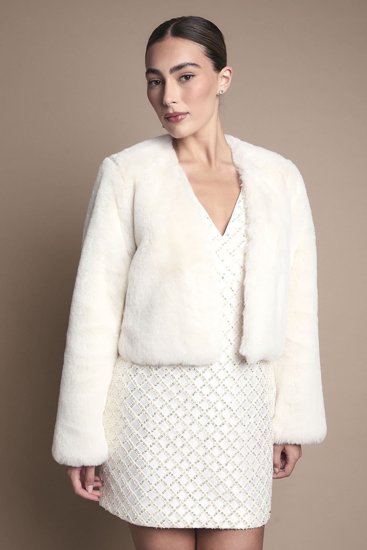 Coast Coast Women's Ivory Occasion Short Edge To Edge Faux Fur Coat