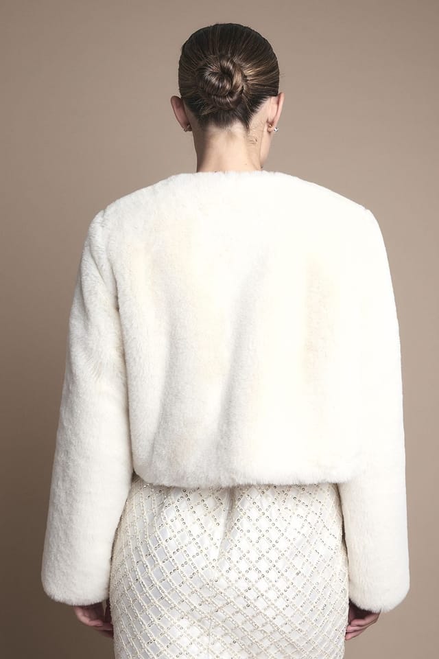 Coast Coast Women's Ivory Occasion Short Edge To Edge Faux Fur Coat - 3