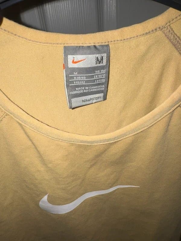 Nike Nike mustard t-shirt size M gym wear