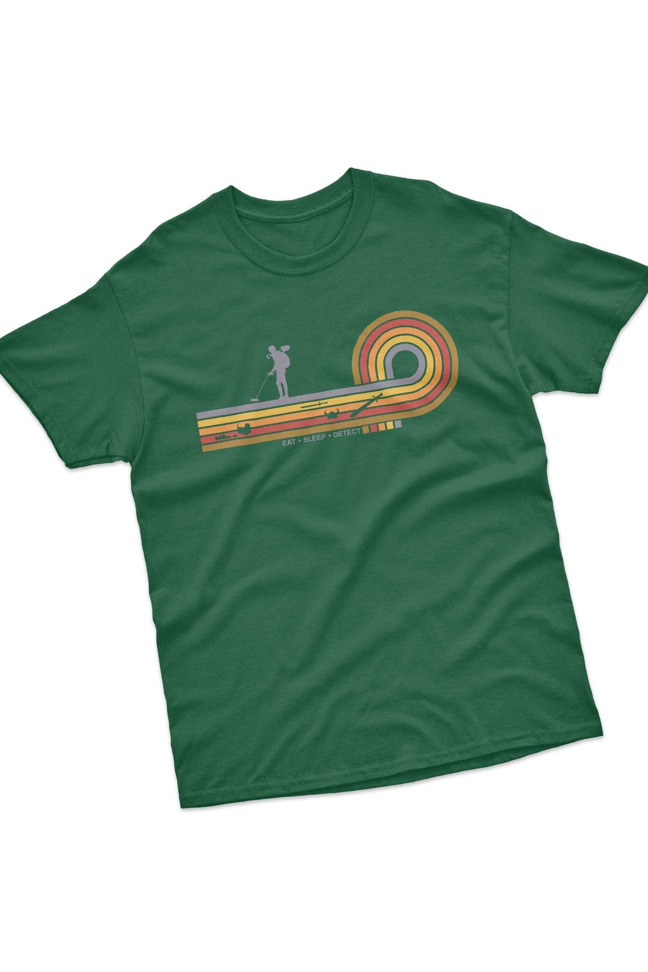 Bad Zebedee Bad Zebedee Men's Retro Lines Detectorist T-Shirt in Bottle Green - 3