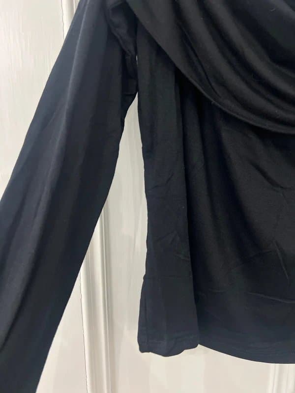 H&M H&M Black long sleeve off the shoulder top XXL