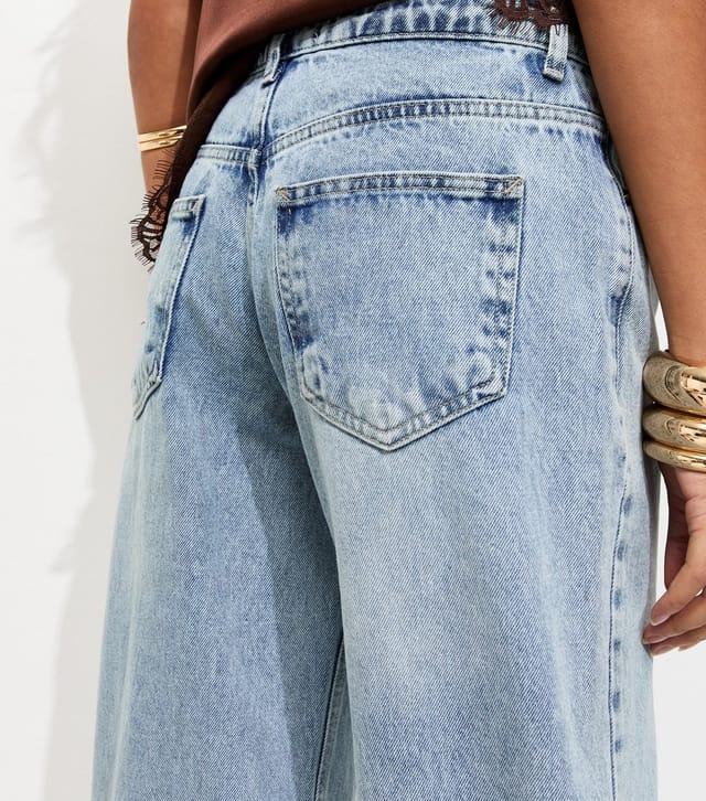 New Look Women's Light Blue Low Rise Baggy Wide Leg Jeans New Look - 2